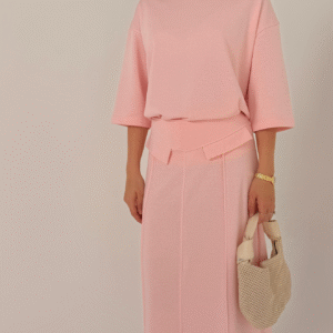 חליפת אלמוג ורודה