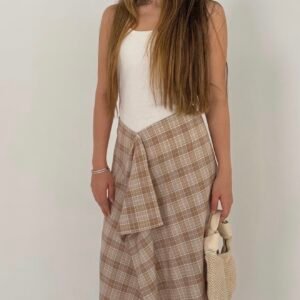 חצאית מעטפת משבצות בז