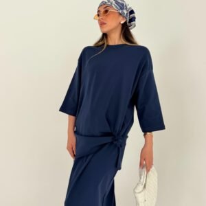 חליפת קשירה כחול נייבי