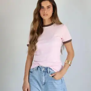 חולצת ניקי ורוד חום